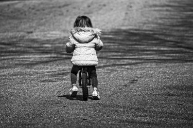 子どもの頃、初めて自転車に乗れた時のこと、覚えてますか？